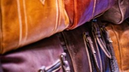 Un Louis Vuitton chiné en brocante, du stand jusqu'à l'expertise